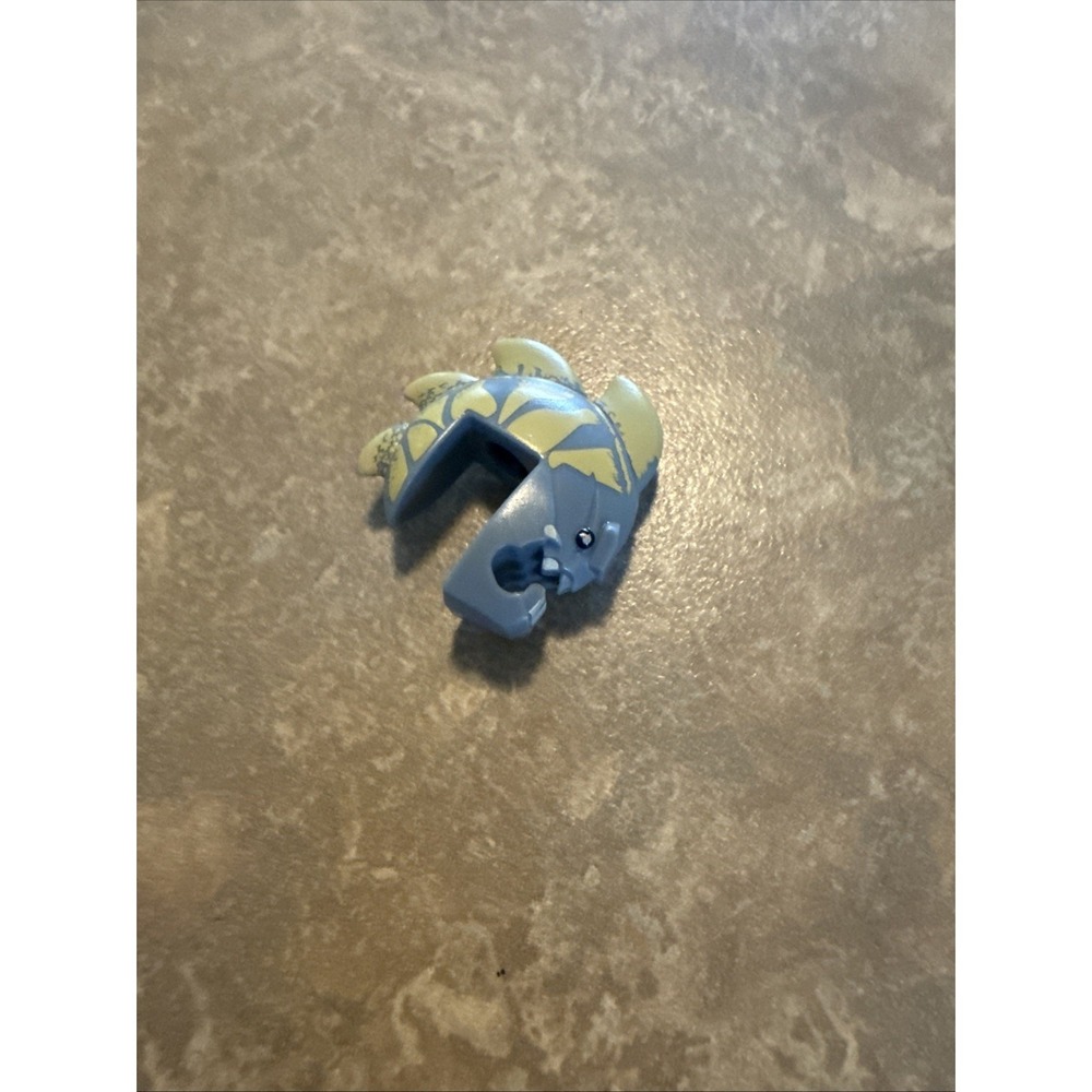 LEGO - Minifig, Head Modified Jawson with Fins and Teeth - Sand Blue (Jawson)